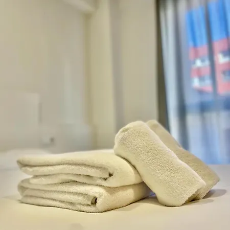 Ξενοδοχείο με διαμερίσματα Cies Premium Suitel Garcia Barbon 73 - Your 4*