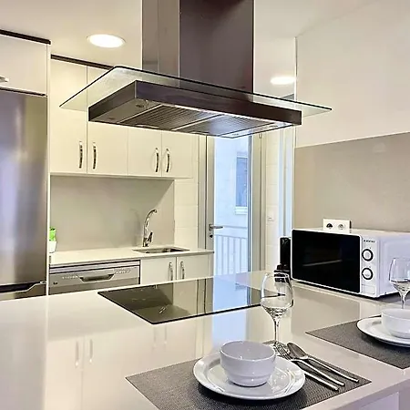 Cies Premium Suitel Garcia Barbon 73 - Your 4* Vigo