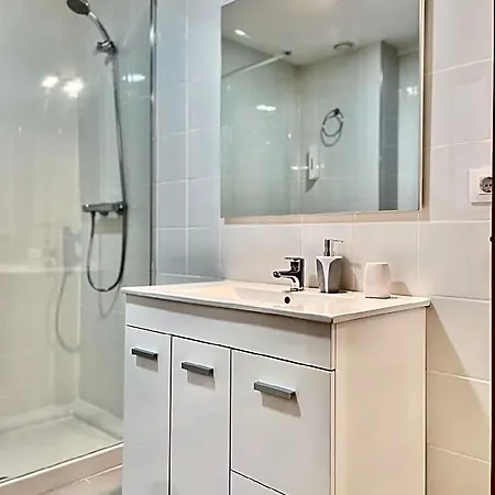 Cies Premium Suitel Garcia Barbon 73 - Your 4* Vigo